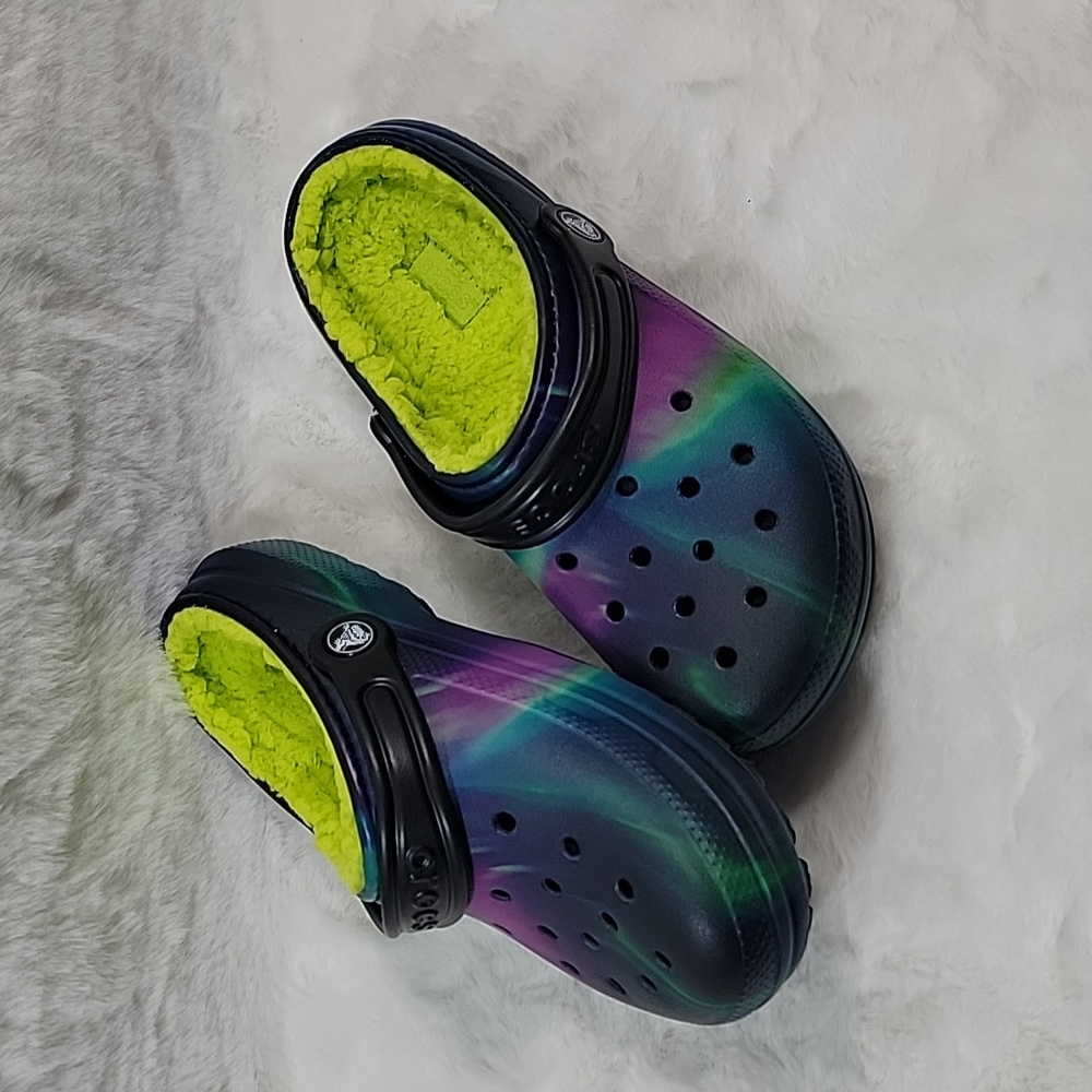 Crocs KIDS' CLASSIC LINED OUT OF THIS WORLD CLOG
